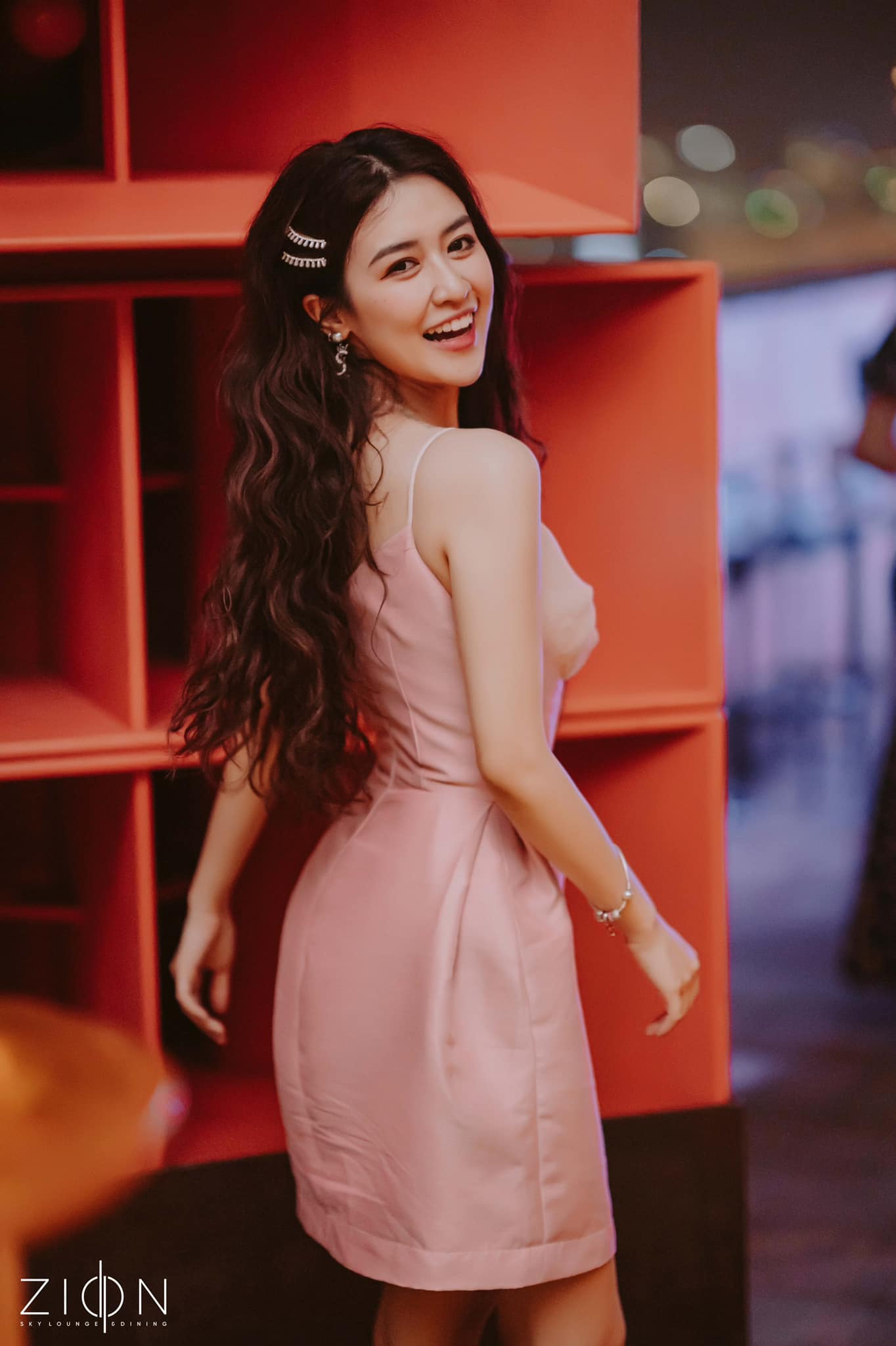 Người đẹp Miss Earth Vietnam Quyên Qui (Phần 3)