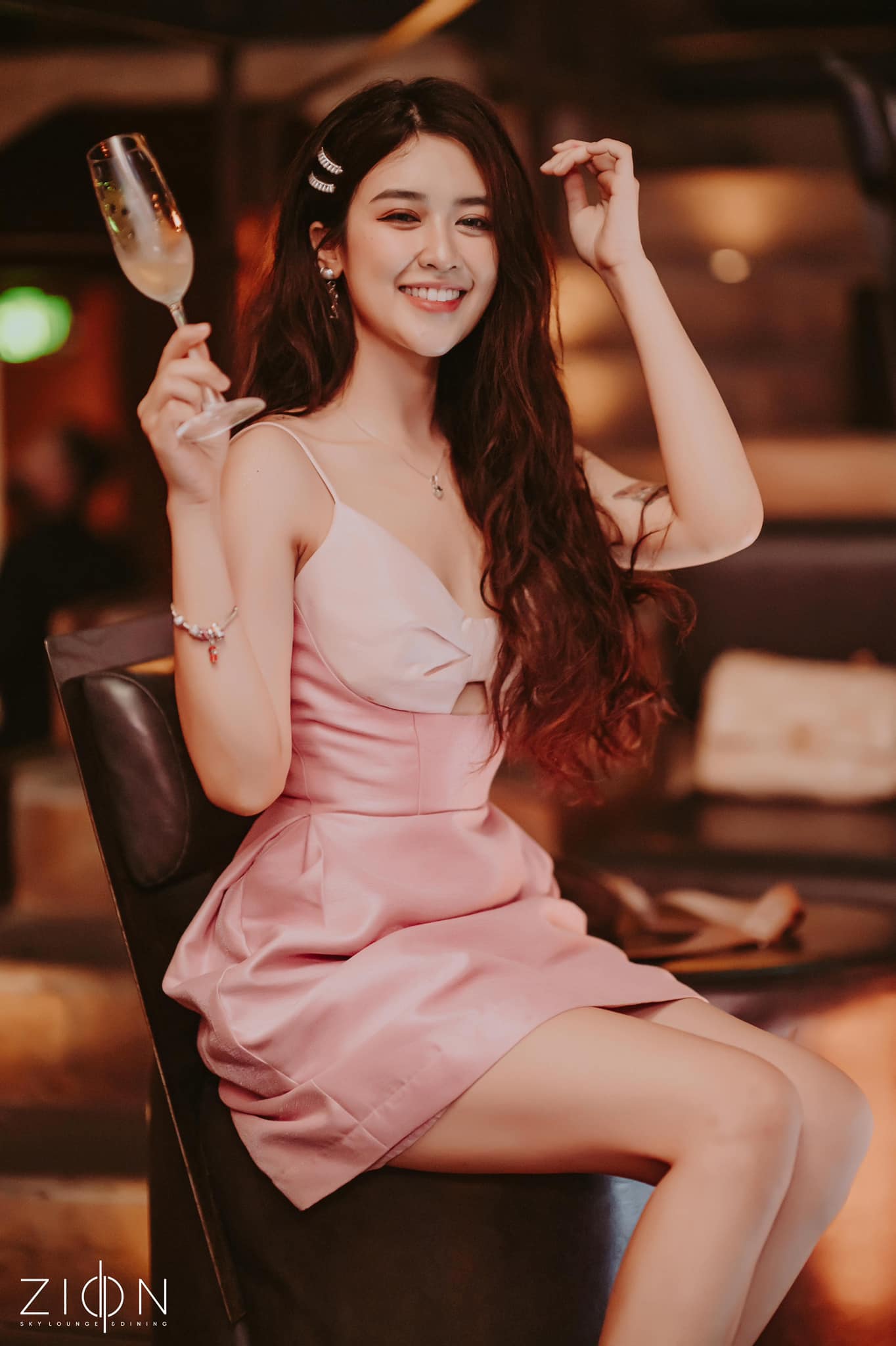 Người đẹp Miss Earth Vietnam Quyên Qui (Phần 3)