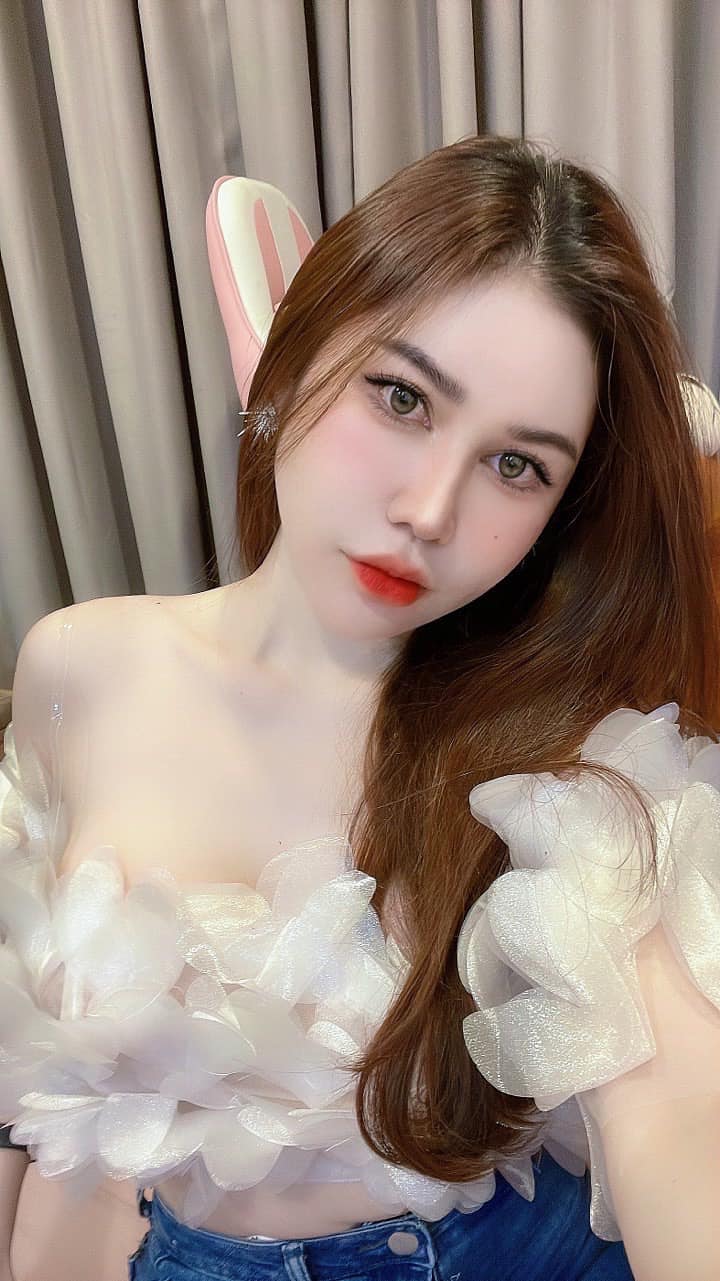 Quỳnh Lona