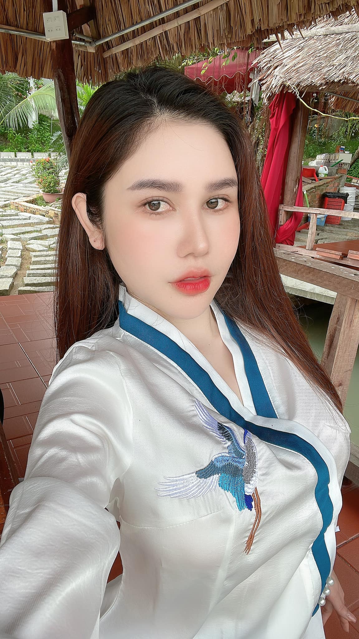 Quỳnh Lona
