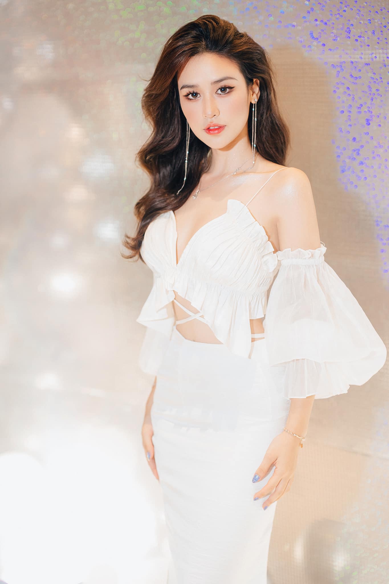 Người đẹp Miss Earth Vietnam Quyên Qui (Phần 1)