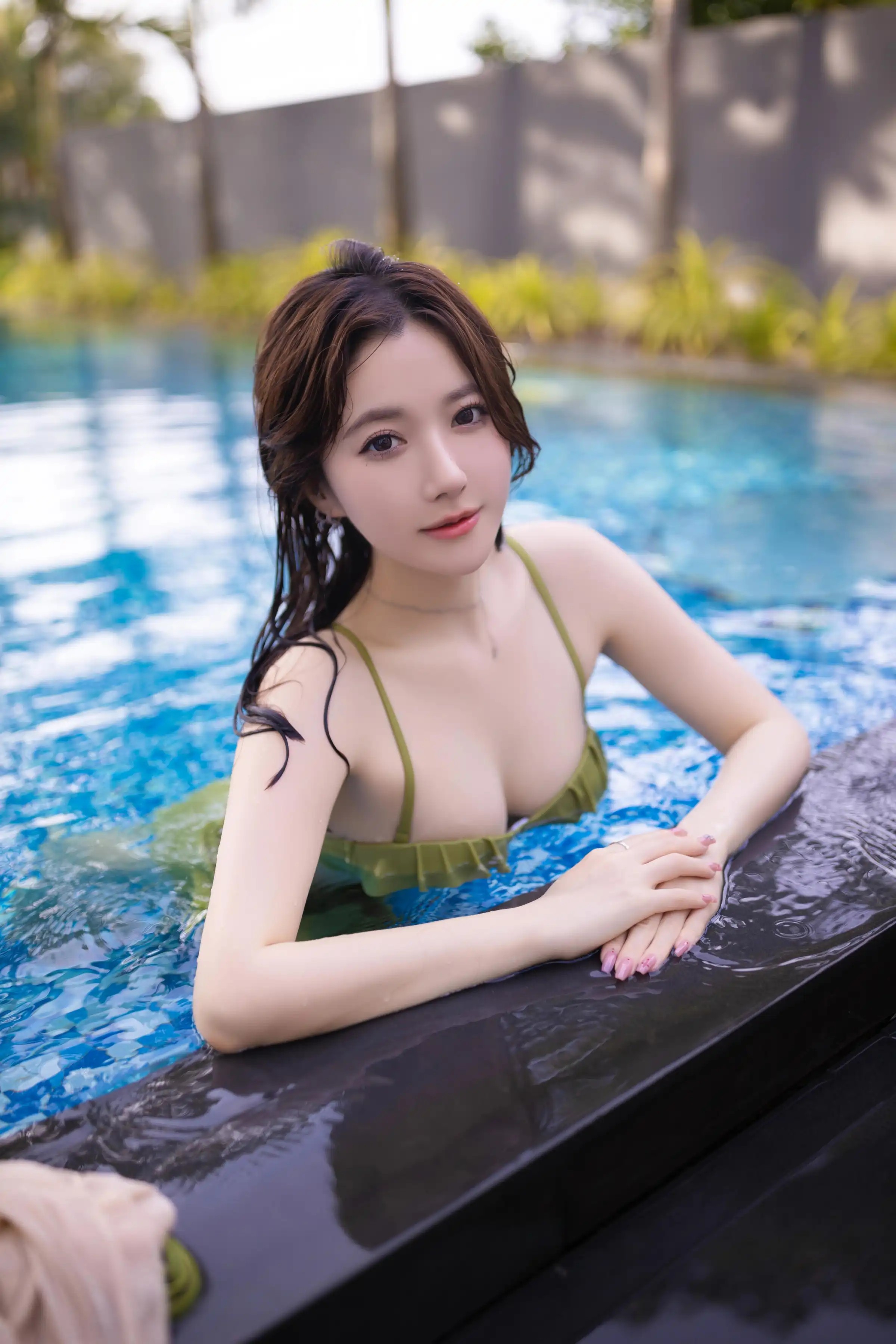 Châu Phượng Linh