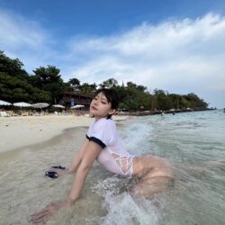 Chu Hồng Phấn – Vì em là tiên cá nên hè phải đi biển