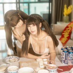 Hạ Xuân Niên – Cả chị lẫn em cùng nhau làm bữa tối cho anh