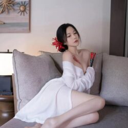 Hoàng Vân Khả – Vì anh em sẽ cố gắng hiền thục đoan trang