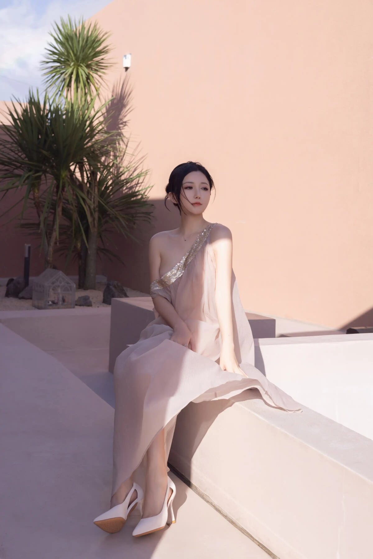 Hồng Tuyết Sương