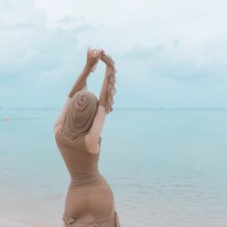 Thư Uyển Trâm – Muốn hòa mình vào biển để quên đi anh (Phần 1)