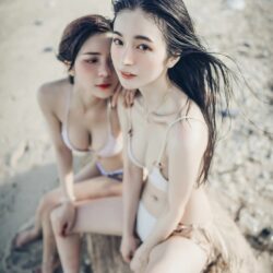 Viên Thân Hân – Góc chụp gợi cảm của 2 mẫu ảnh (Phần 2)
